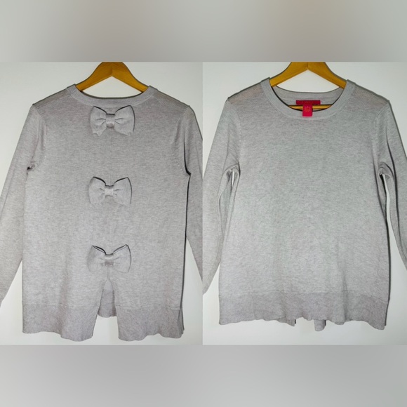 Catherine Malandrino Other - Catherine Malandrino gray bow back sweater long sleeve‎ soft knit size small